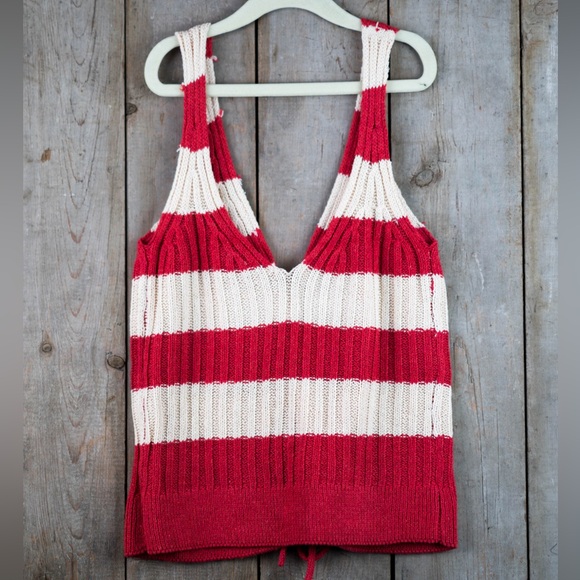 NWT En Crème Red & Cream Striped Knit Tie Front Top Size S M L - Picture 2 of 3